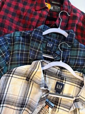 Carhartt Red plaid flannel size large +Blue and ivory flannel size large